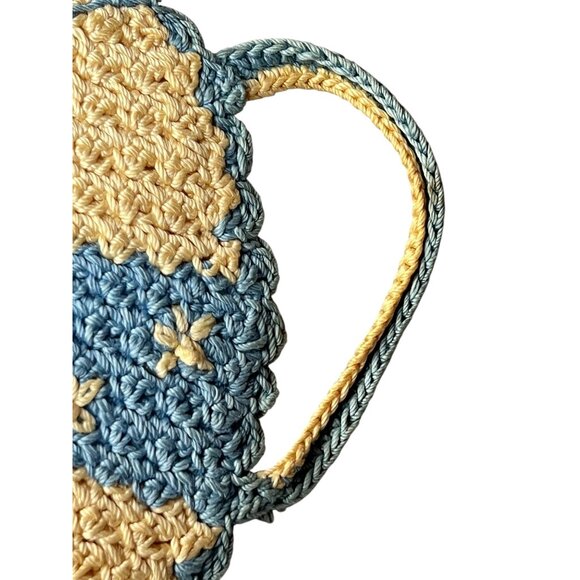 Hand Crocheted Teapot Potholder 8"X6.5" Cream & Blue Cottage Core Country Gift - Picture 4 of 5